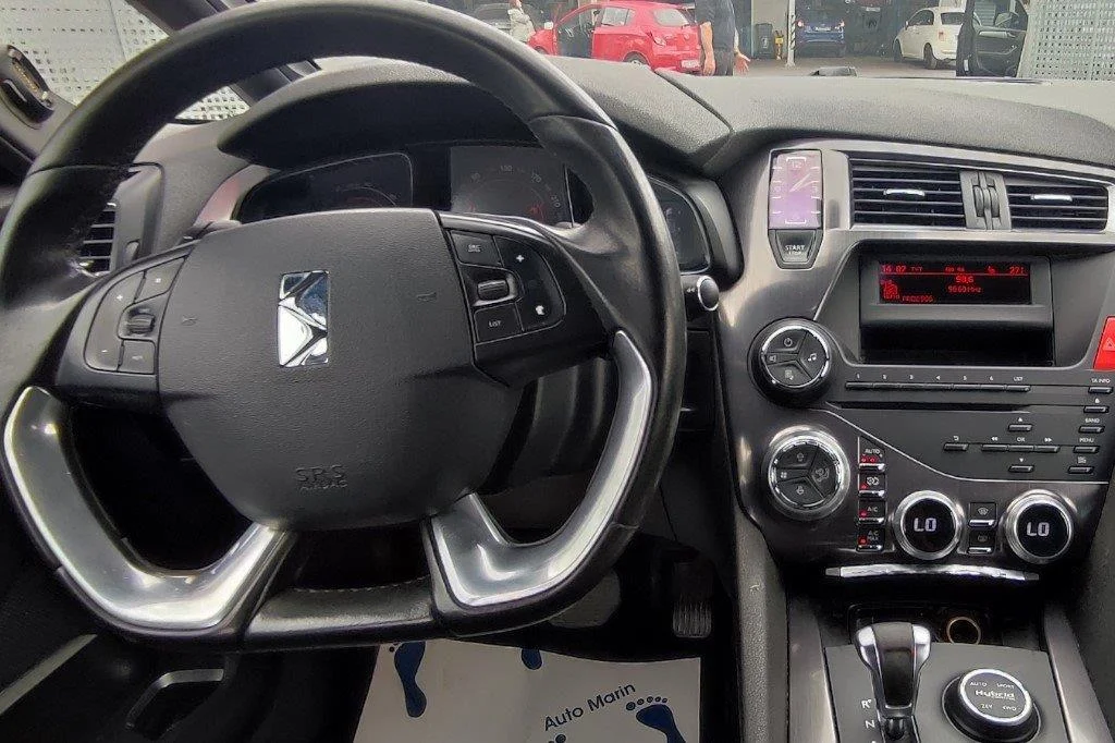 Citroen DS5 - View model 17