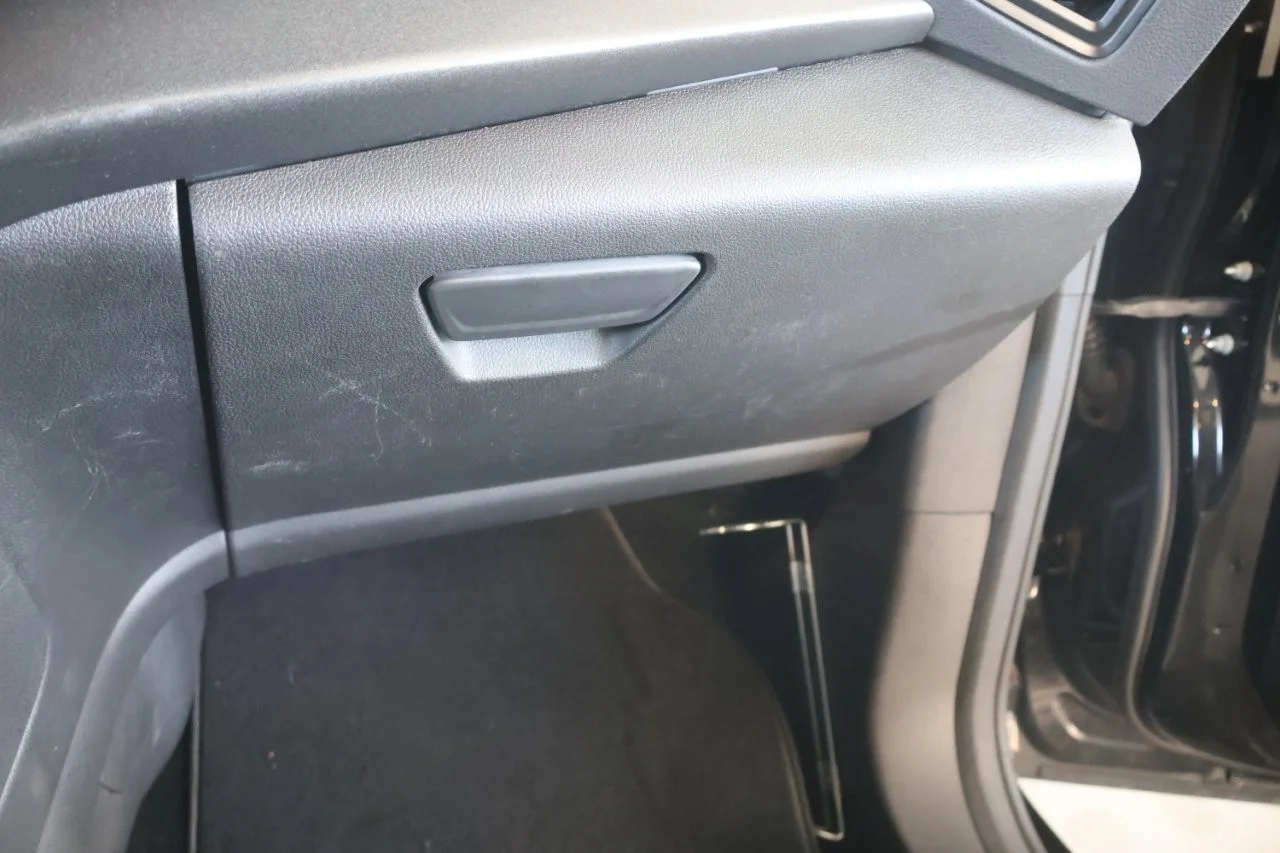Ford Grand C-Max - View model 34