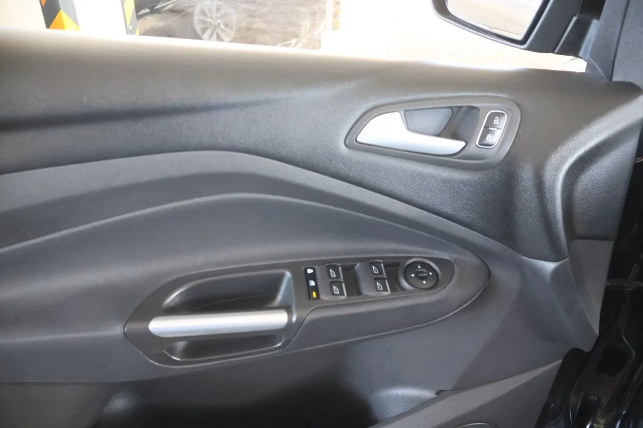 Ford Grand C-Max - View model 39