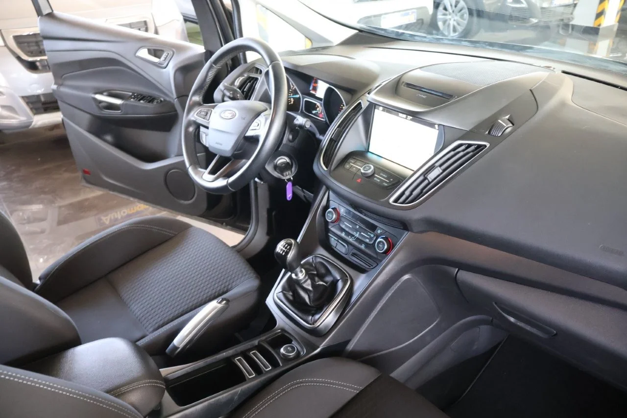 Ford Grand C-Max - View model 46