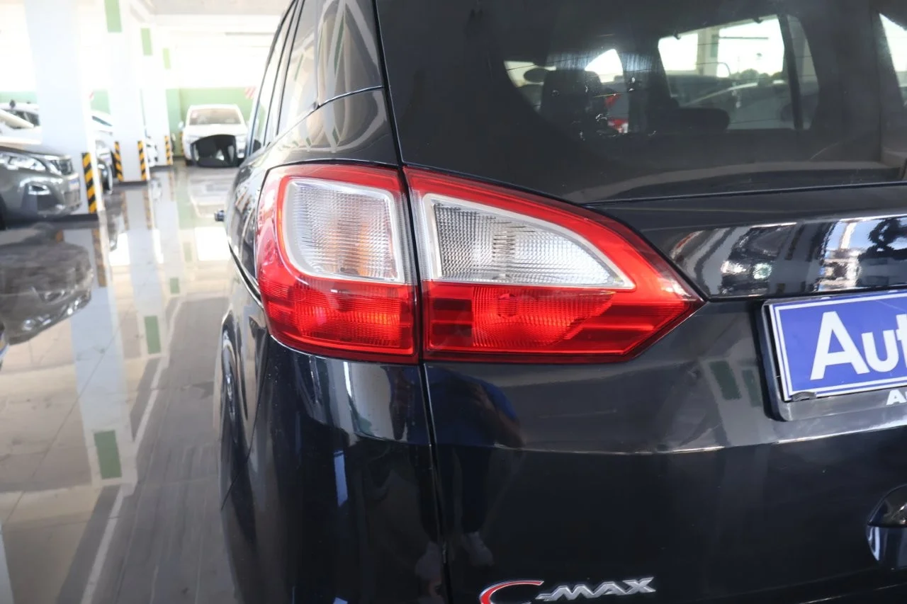 Ford Grand C-Max - View model 15