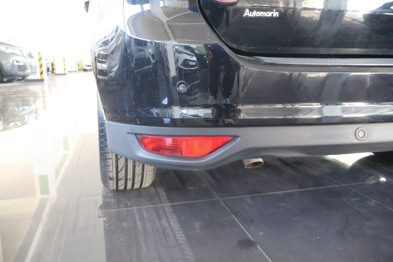 Ford Grand C-Max - View model 16