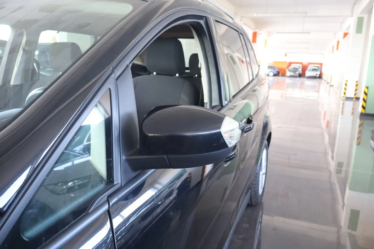 Ford Grand C-Max - View model 18