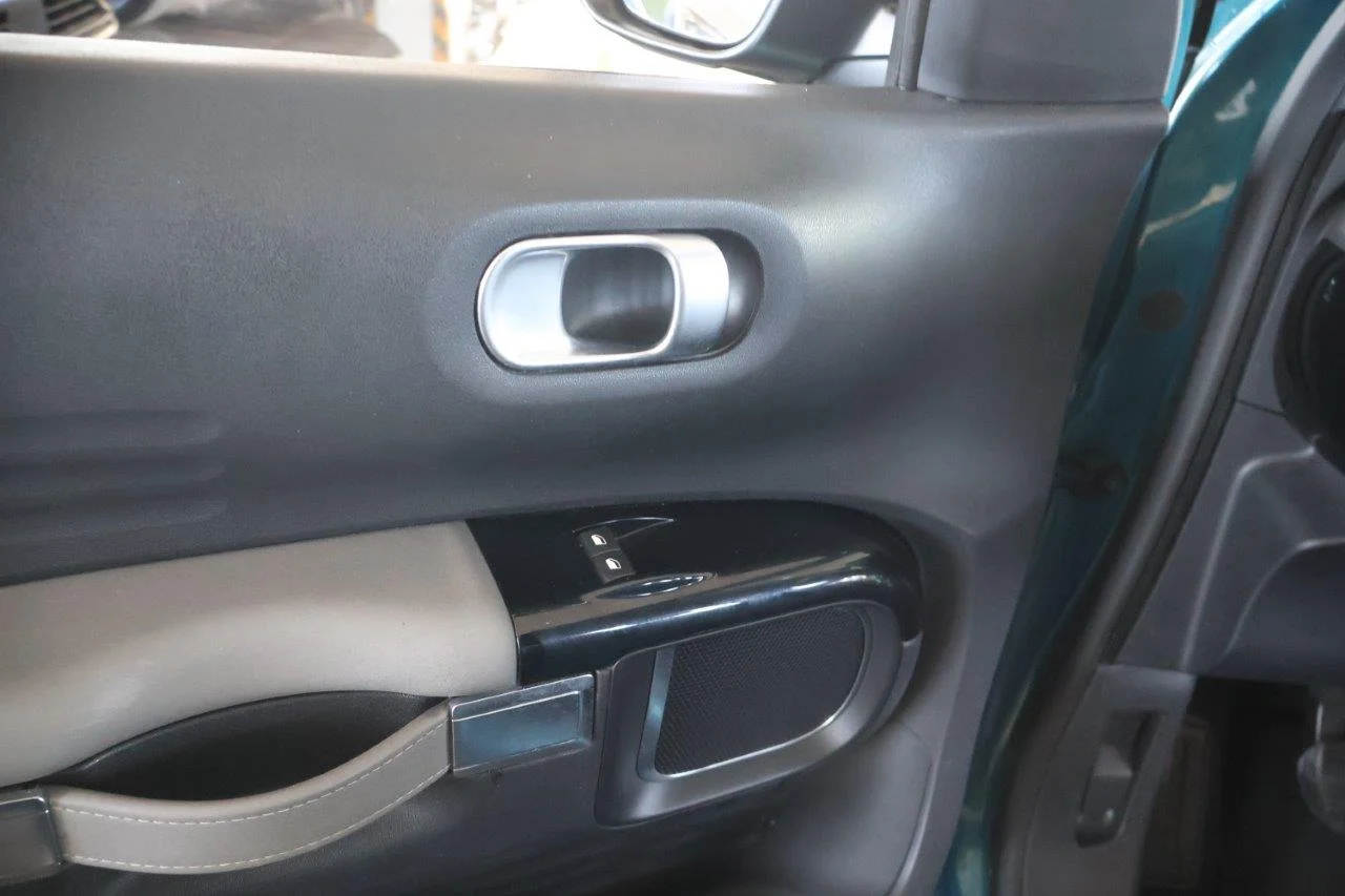 Citroen C4 Cactus - View model 37