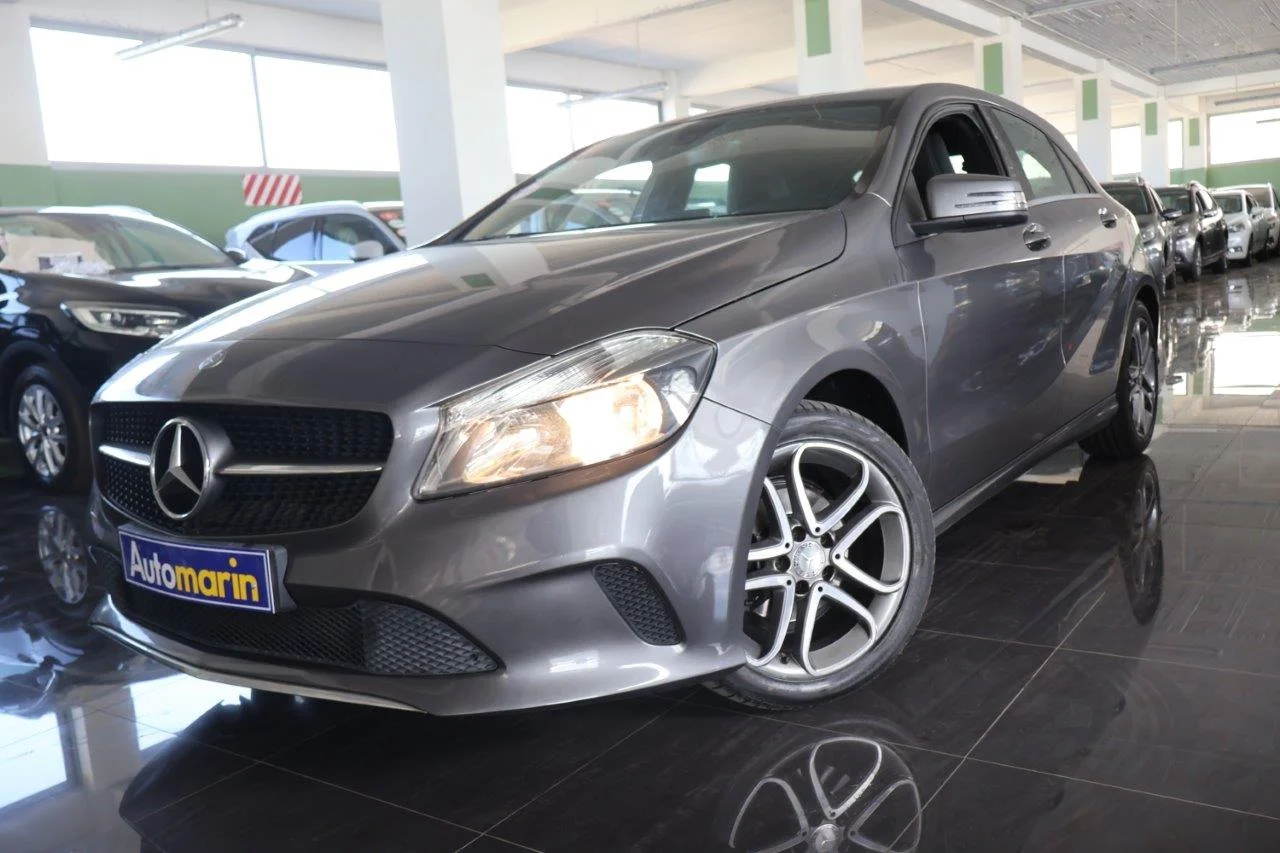 View 1 - Mercedes-Benz A 180 - 2016