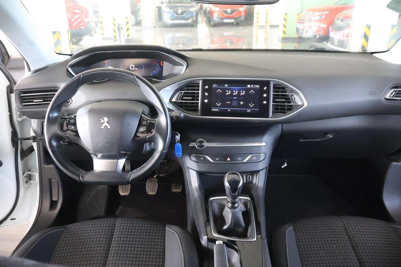 Peugeot 308 - View model 20