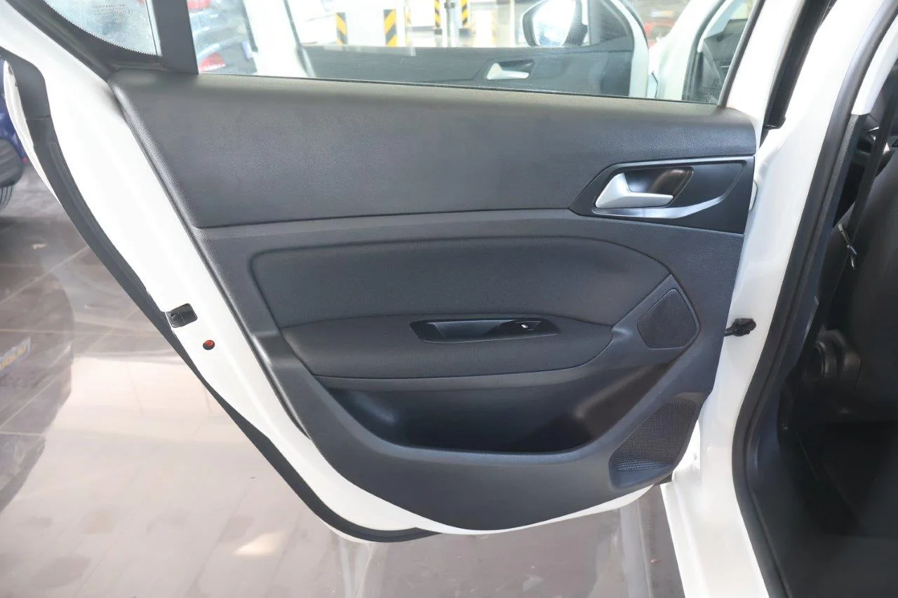 Peugeot 308 - View model 7