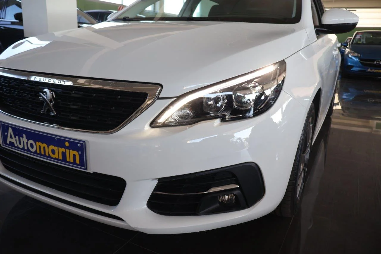 Peugeot 308 - View model 16