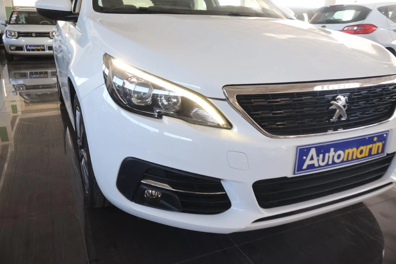 Peugeot 308 - View model 17