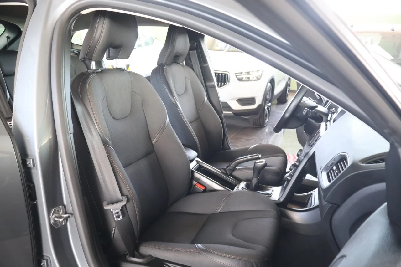 Volvo V40 Cross Country - View model 23