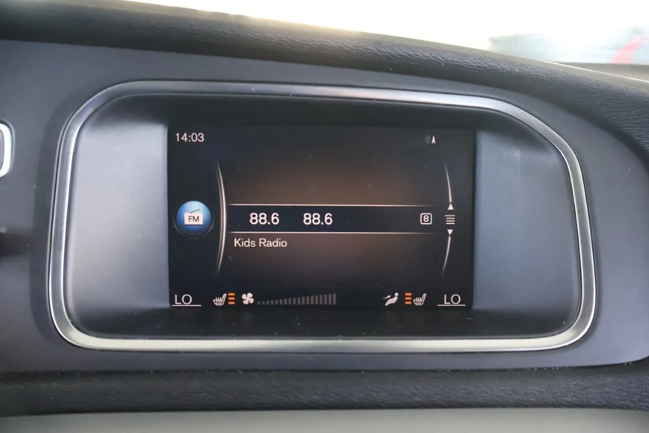 Volvo V40 Cross Country - View model 30