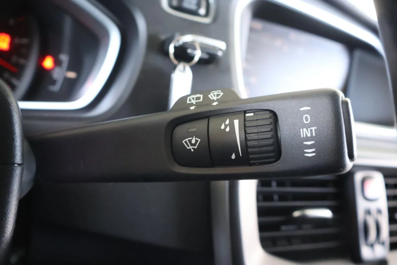 Volvo V40 Cross Country - View model 36