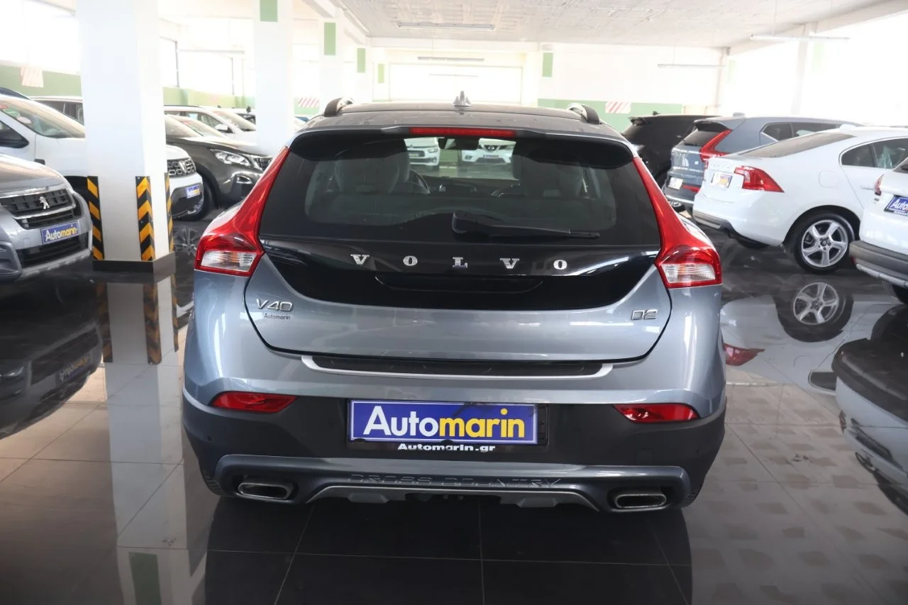 View 5 - Volvo V40 Cross Country - 2019