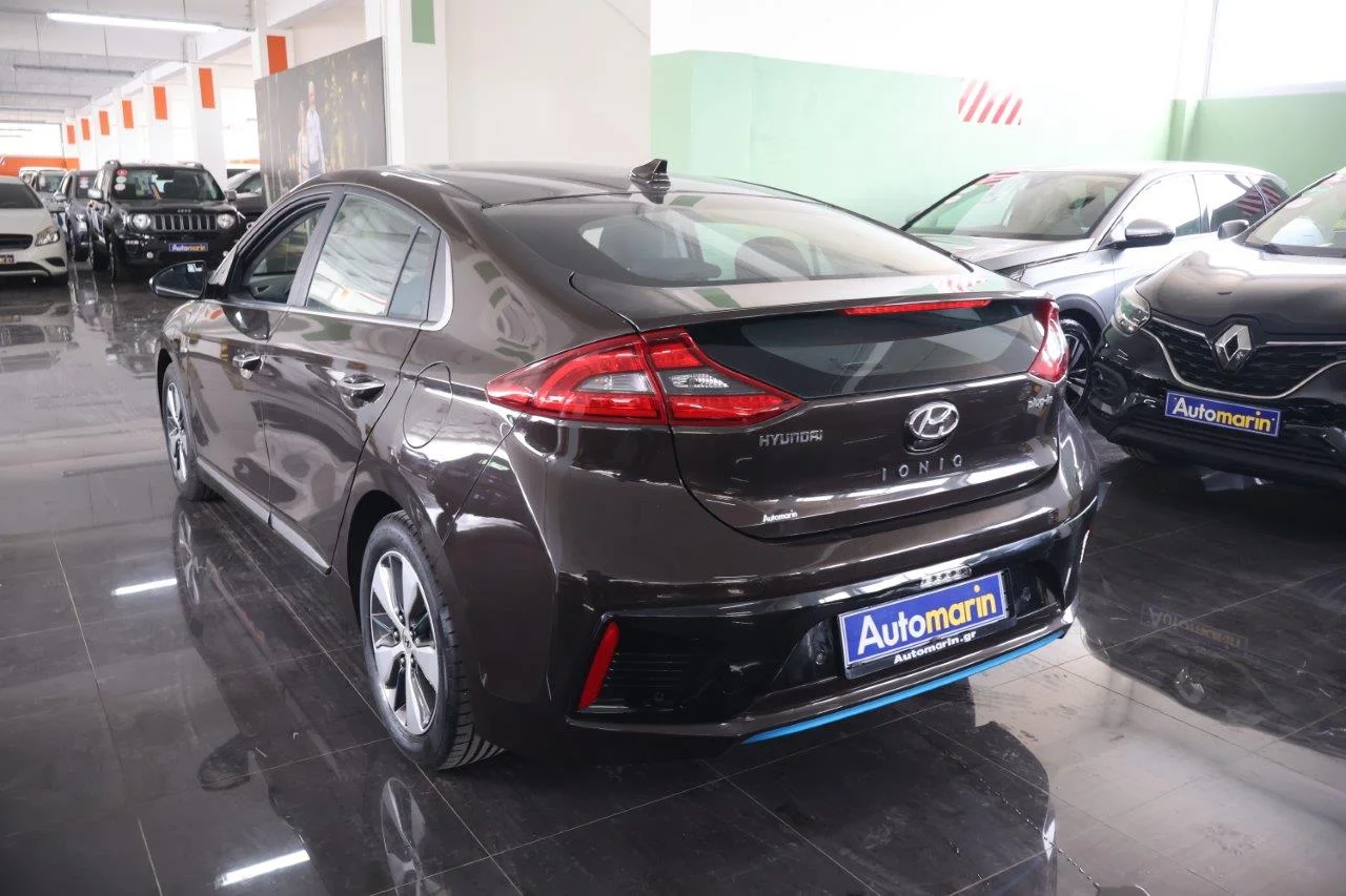 View 3 - Hyundai IONIQ - 2019