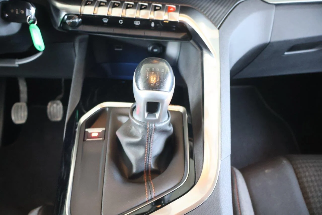 Peugeot 3008 - View model 27