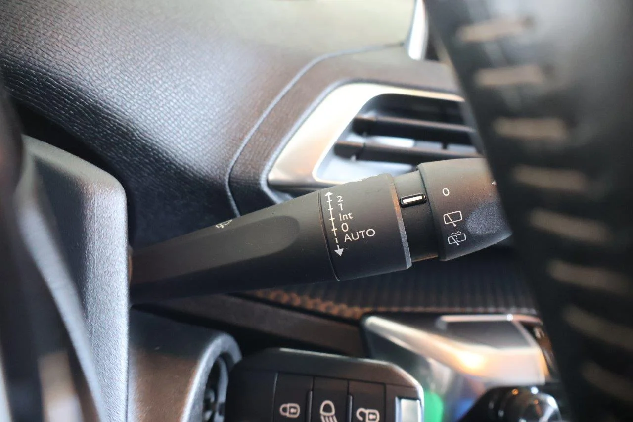 Peugeot 3008 - View model 33