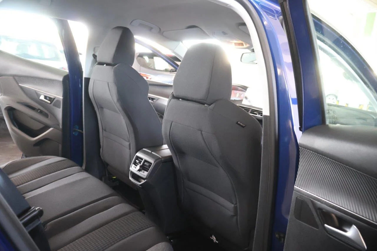 Peugeot 3008 - View model 35