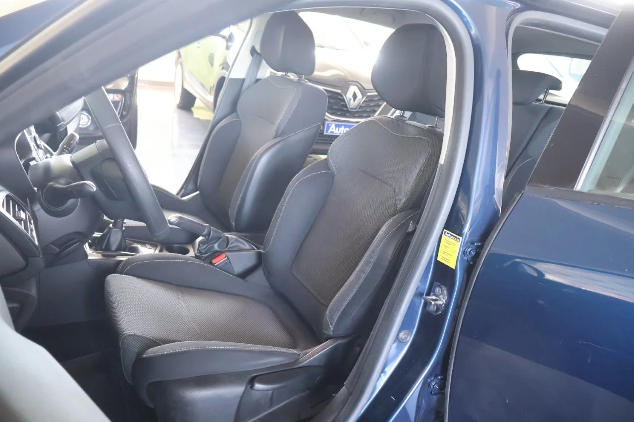 Renault Megane - View model 21