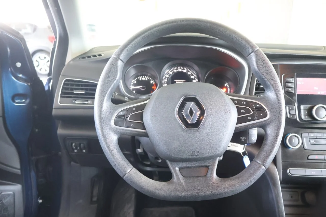 Renault Megane - View model 23