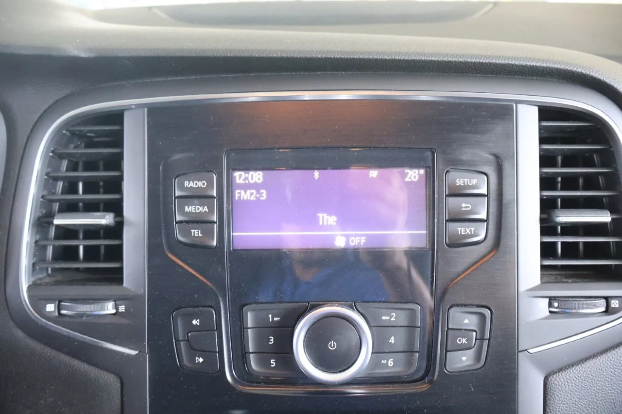 Renault Megane - View model 28