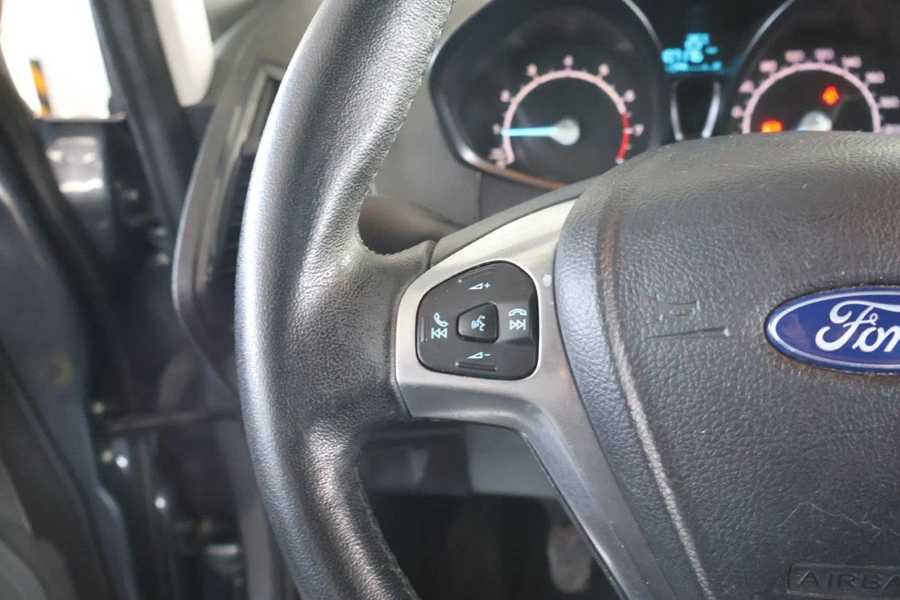 Ford EcoSport - View model 20