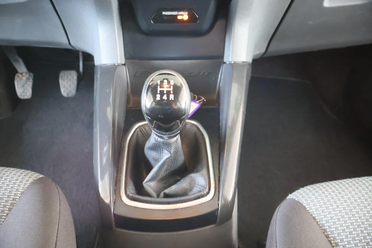 Ford EcoSport - View model 24