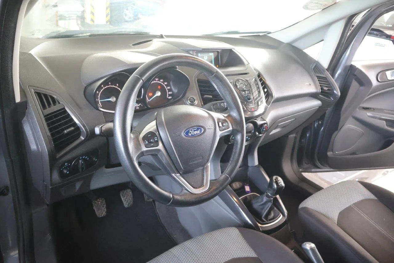 Ford EcoSport - View model 28
