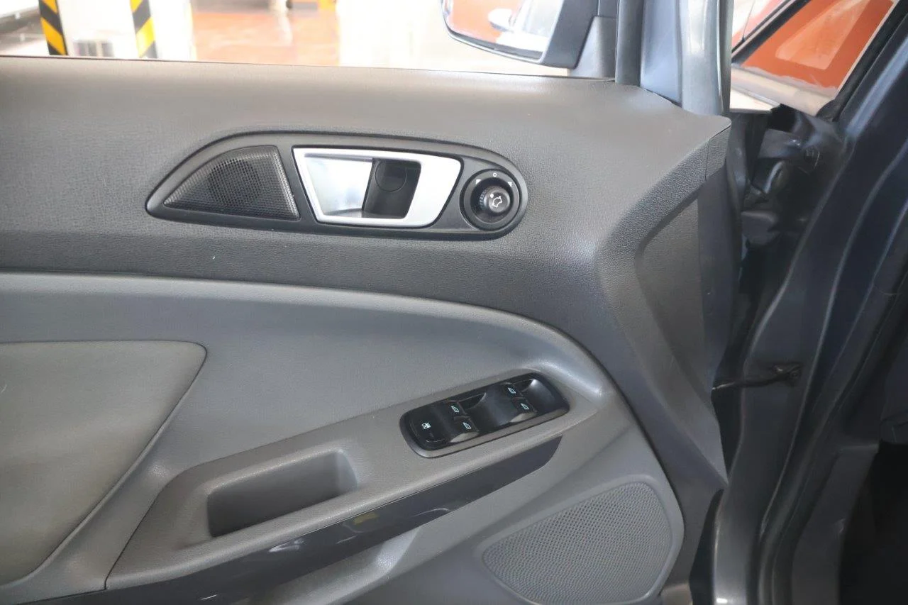 Ford EcoSport - View model 34