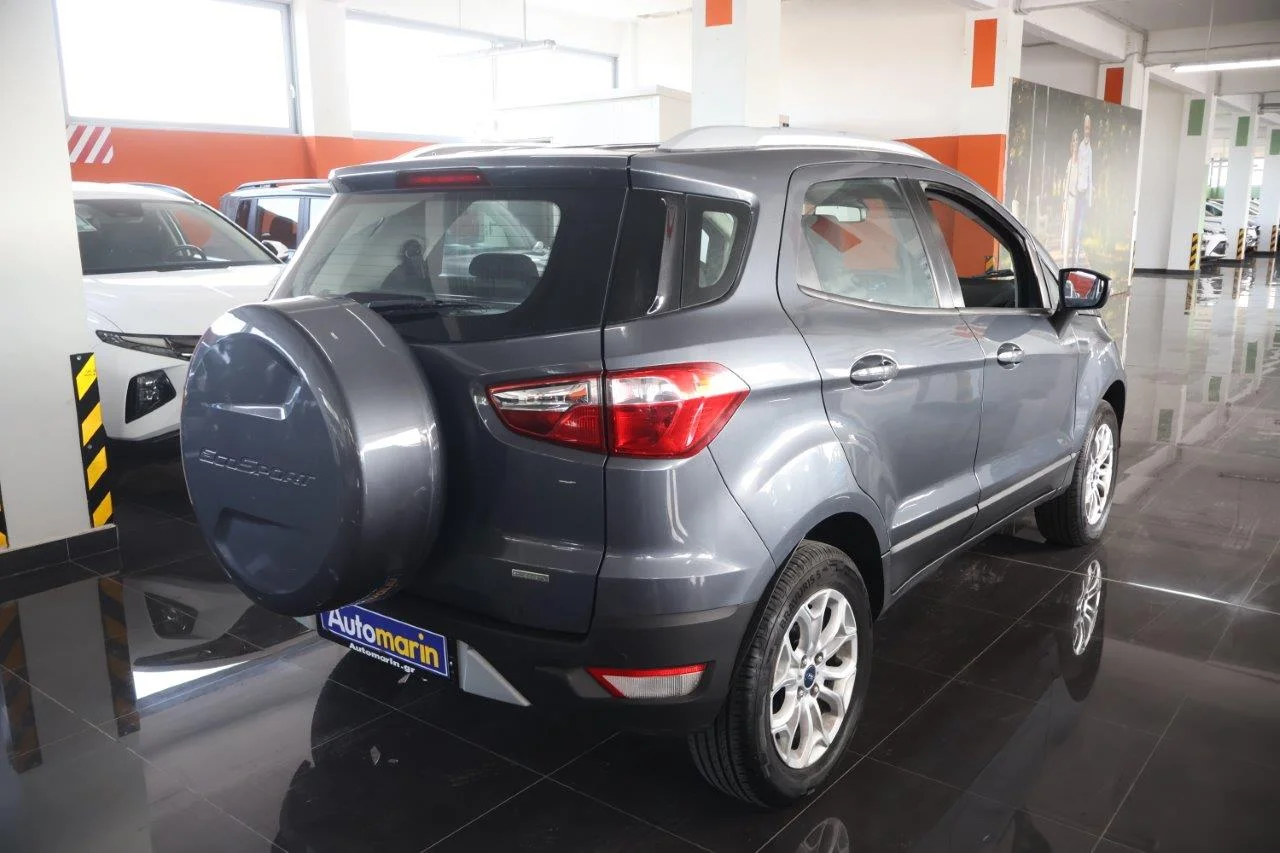 View 4 - Ford EcoSport - 2015