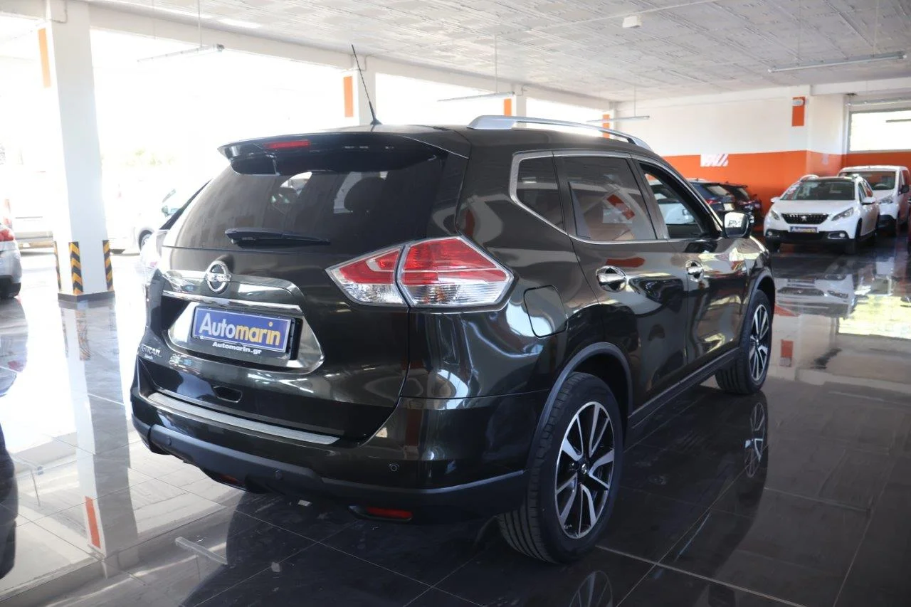 View 4 - Nissan X-Trail - 2015