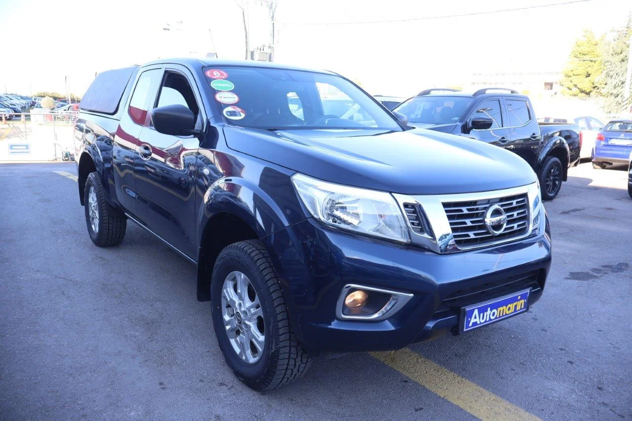 View 3 - Nissan Navara - 2021