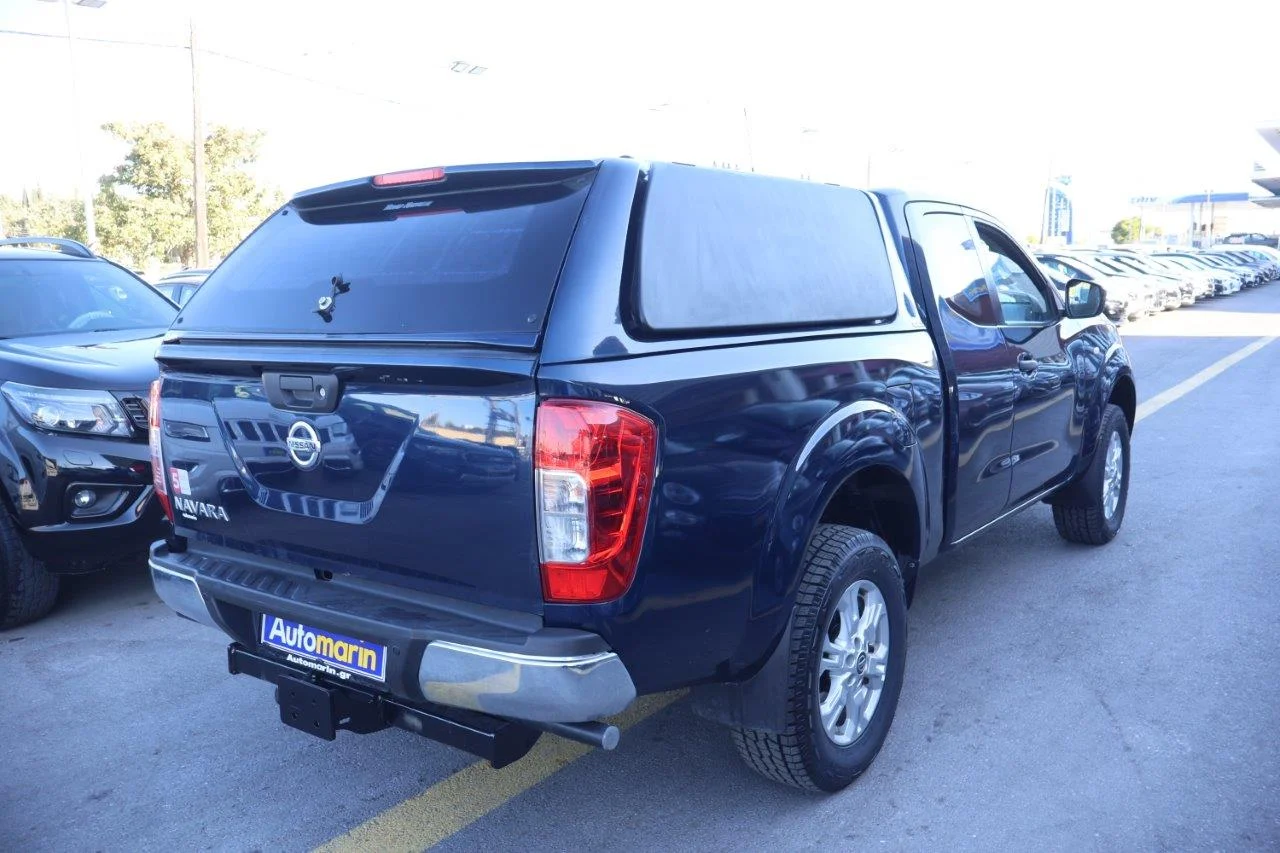 View 4 - Nissan Navara - 2021