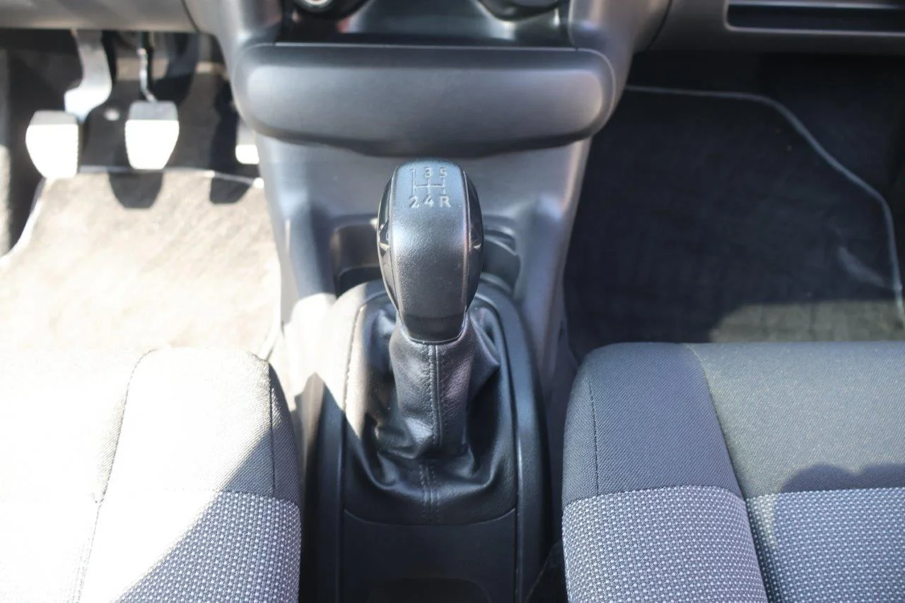 Citroen C4 Cactus - View model 31