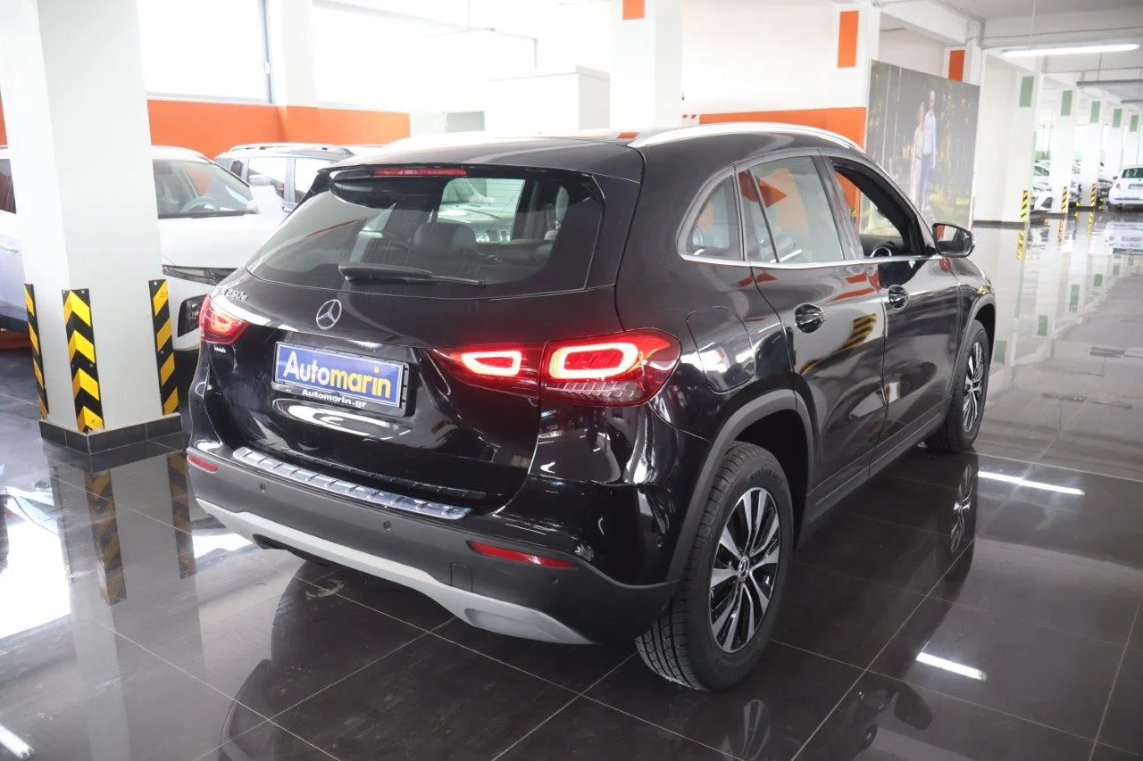 View 4 - Mercedes-Benz GLA 250 - 2022