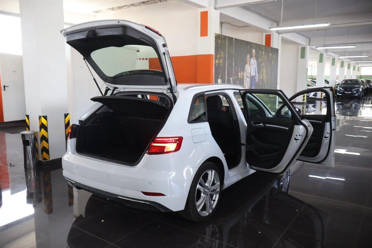 Audi A3 - View model 6