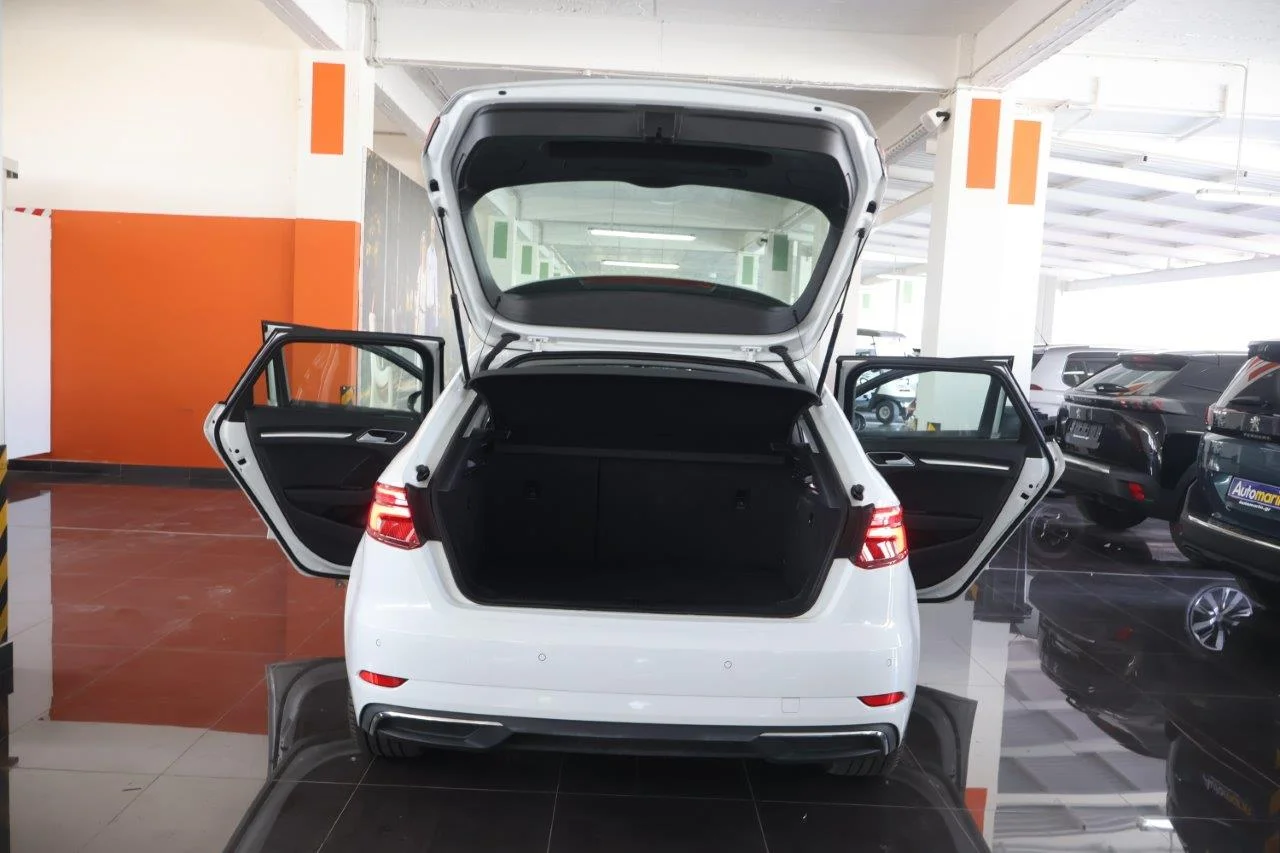 Audi A3 - View model 10