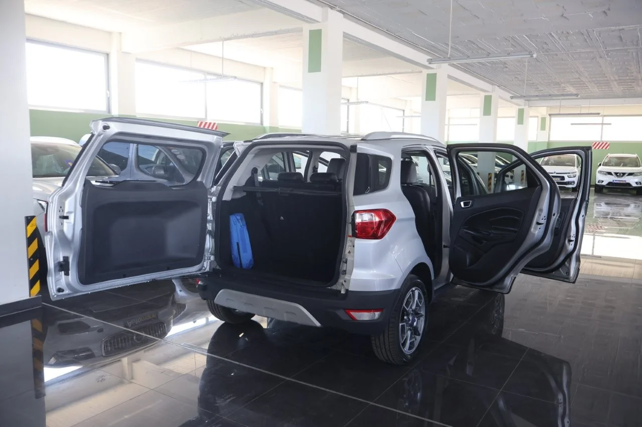 Ford EcoSport - View model 38