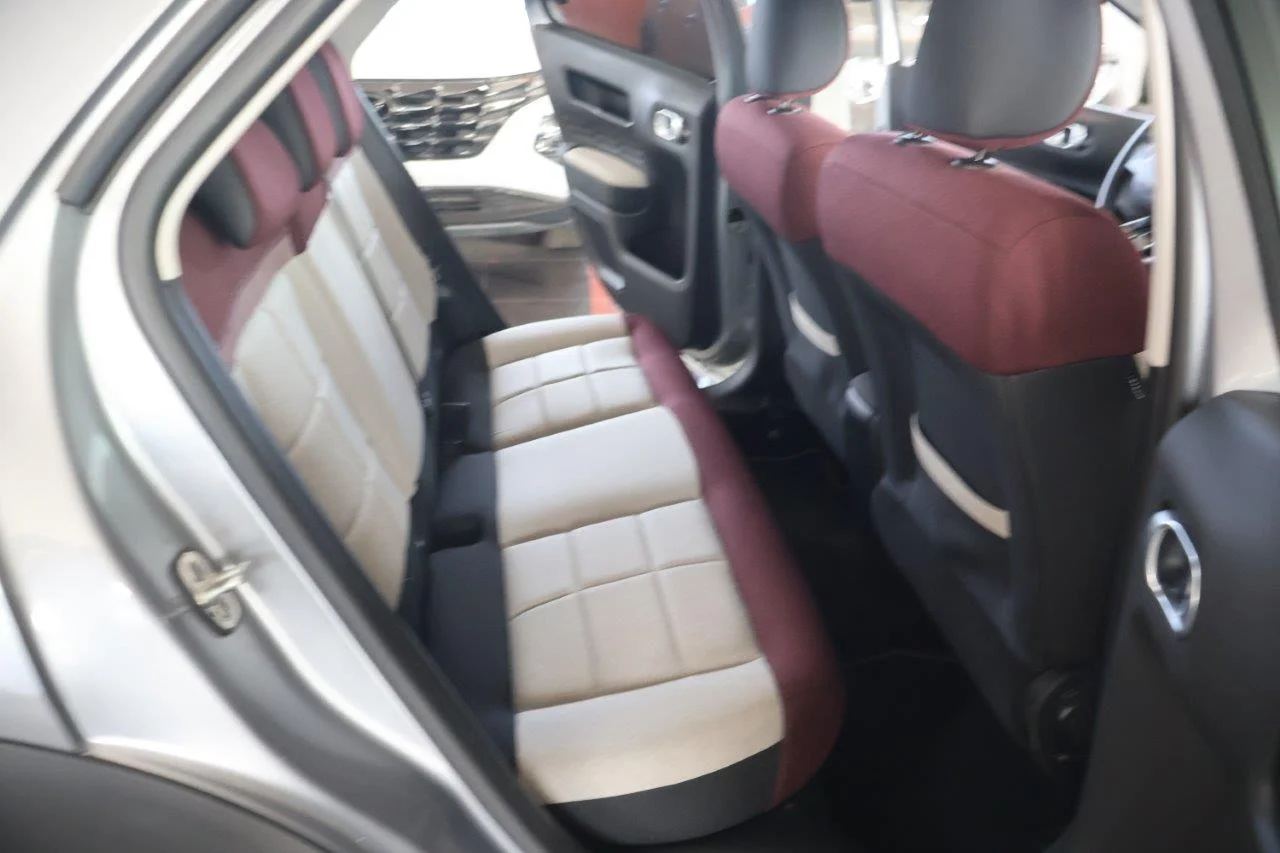 Citroen C4 Cactus - View model 25