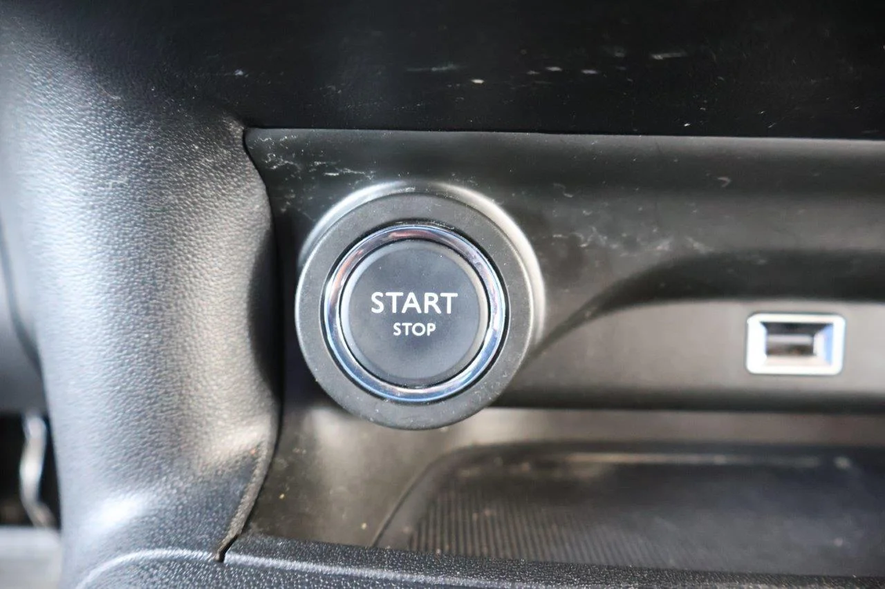 Citroen C4 Cactus - View model 38