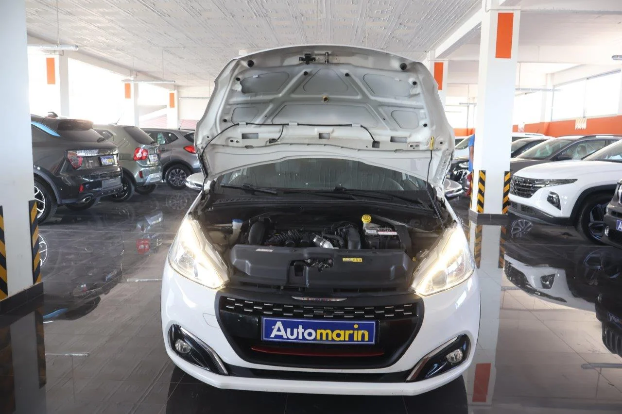 Peugeot 208 - View model 19