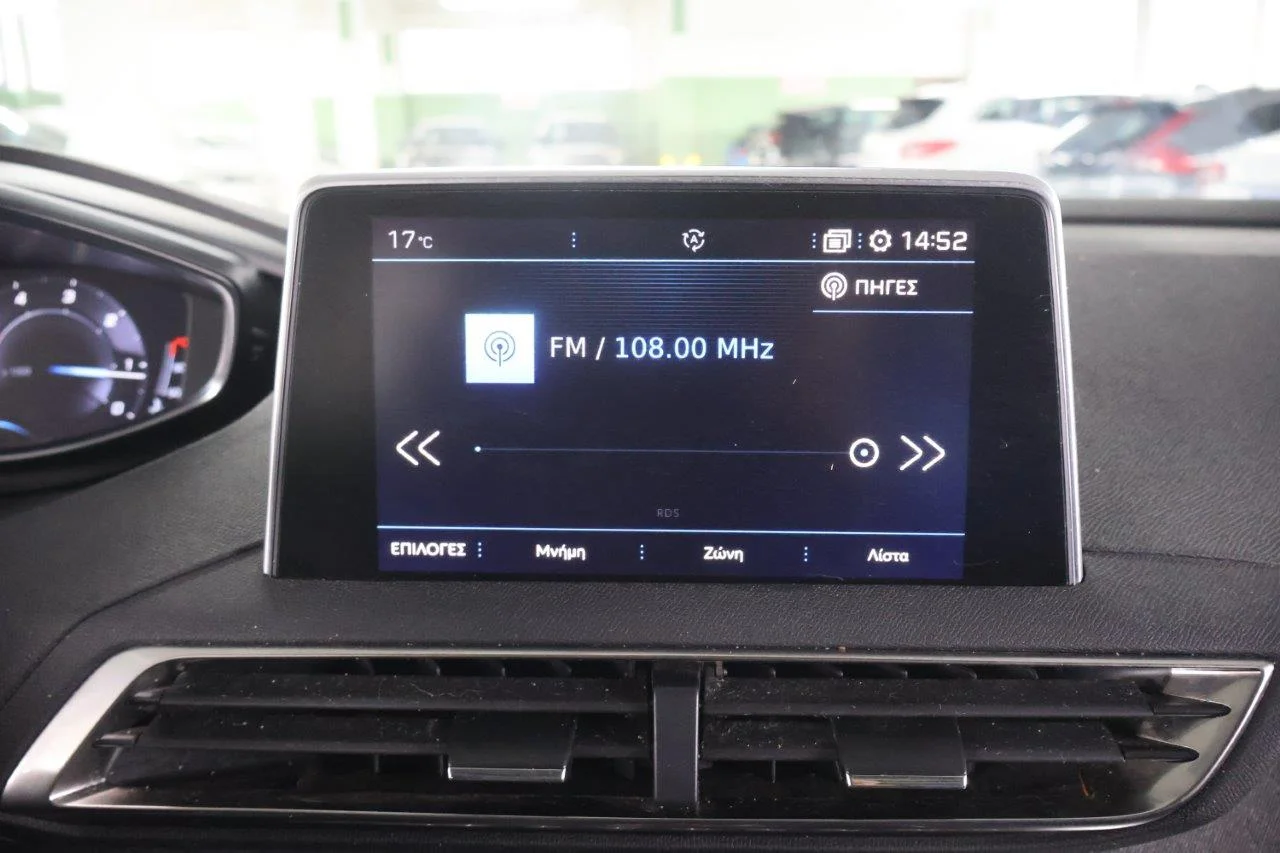 Peugeot 3008 - View model 26