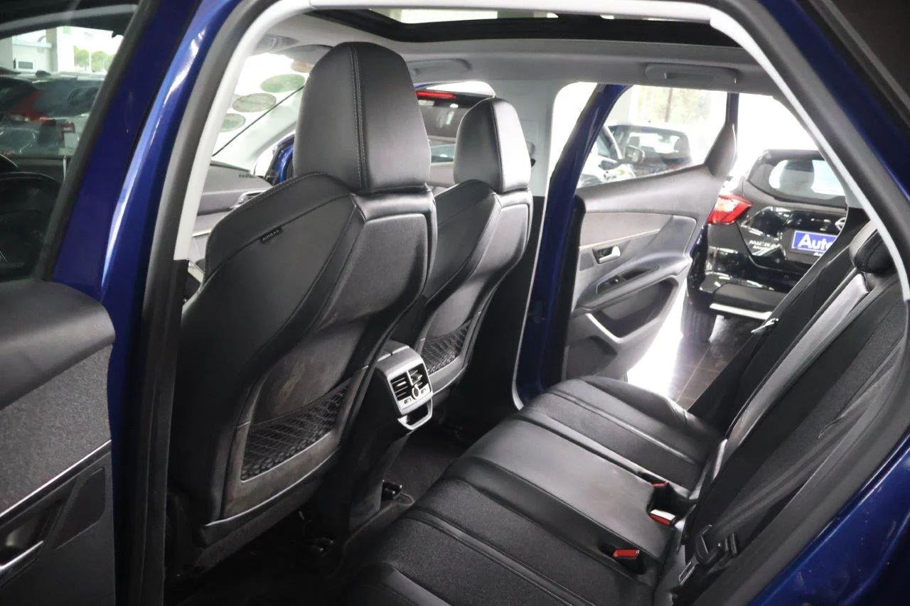 Peugeot 3008 - View model 35