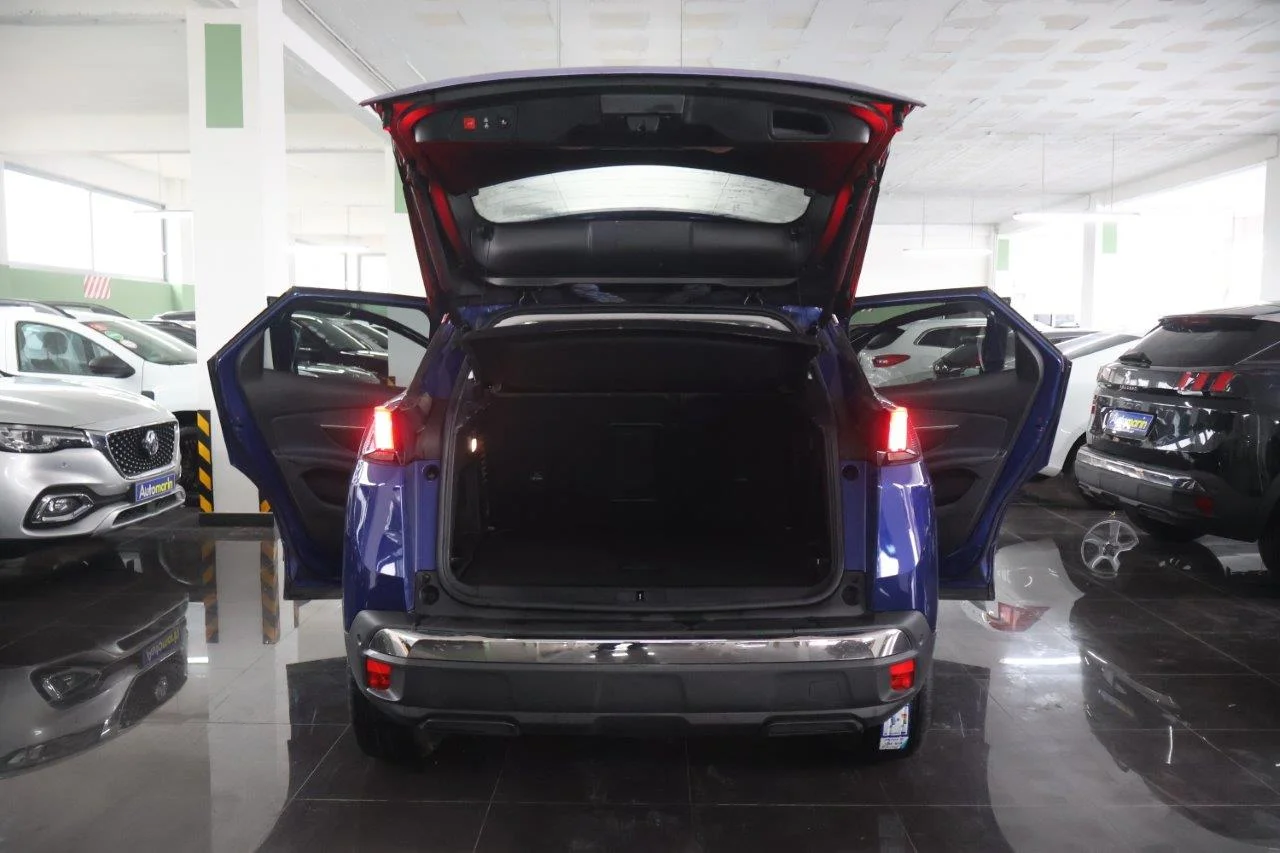 Peugeot 3008 - View model 8