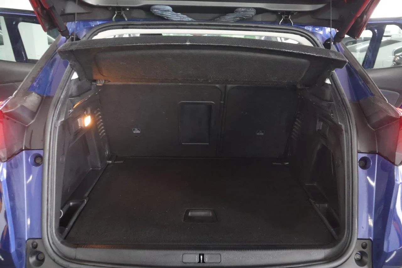 Peugeot 3008 - View model 10