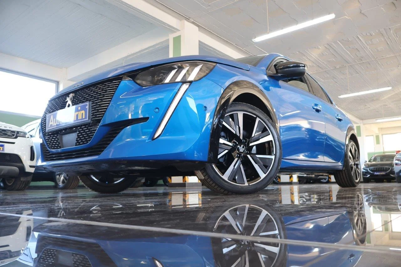 View 2 - Peugeot 208 - 2020