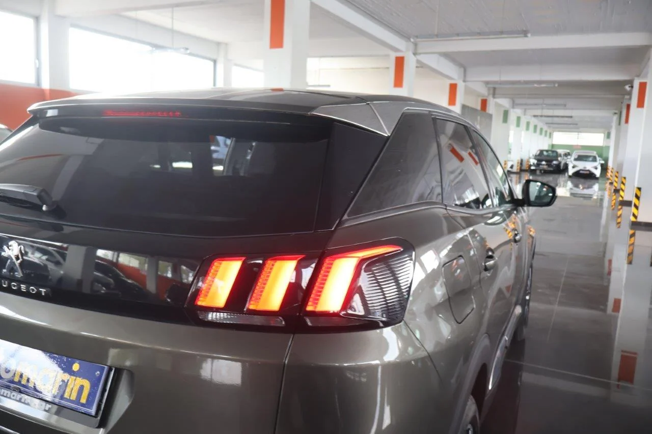Peugeot 3008 - View model 8