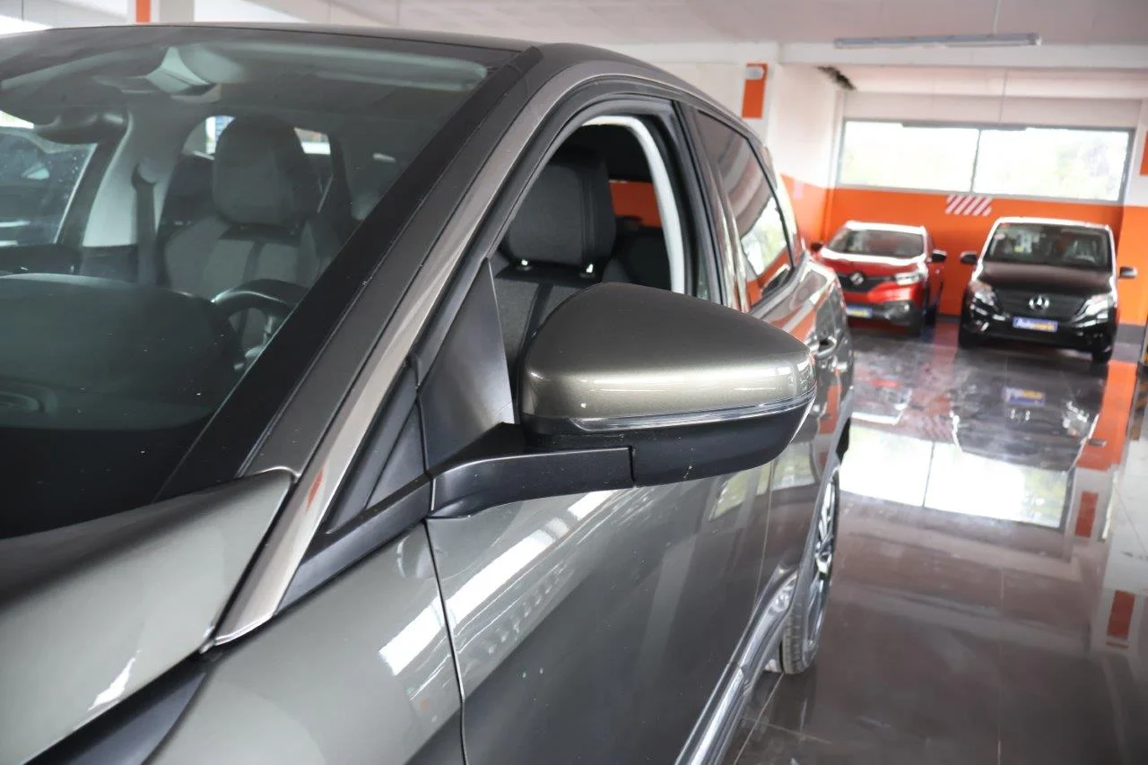 Peugeot 3008 - View model 11