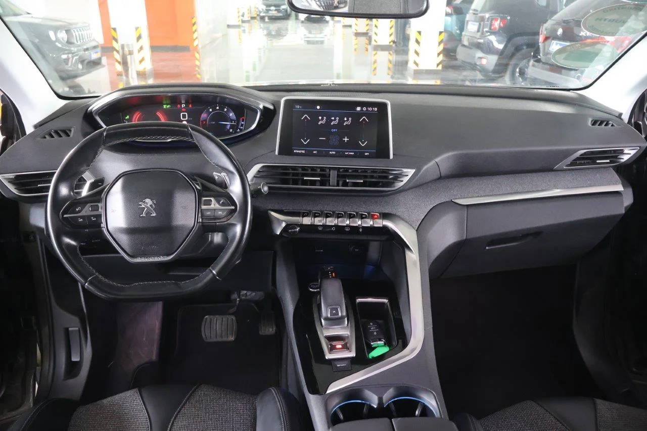 Peugeot 3008 - View model 17