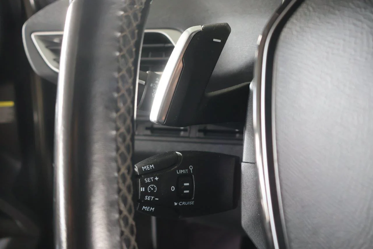 Peugeot 3008 - View model 28
