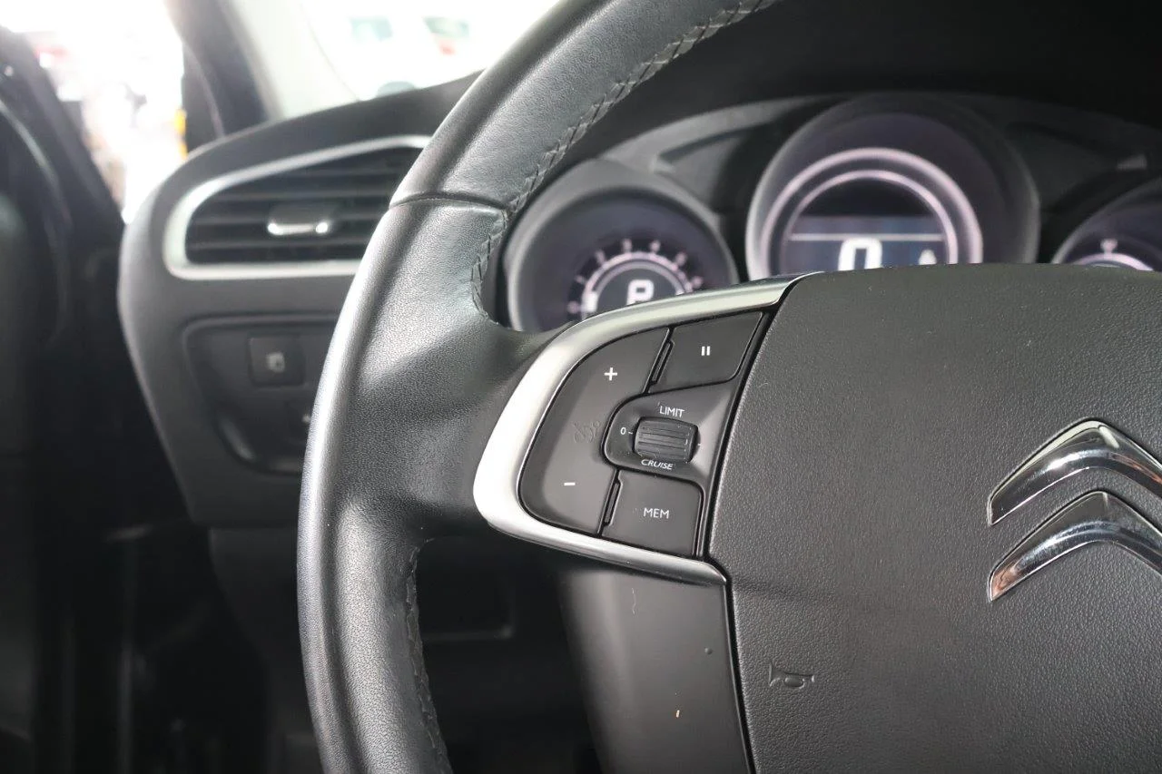 Citroen C4 - View model 20
